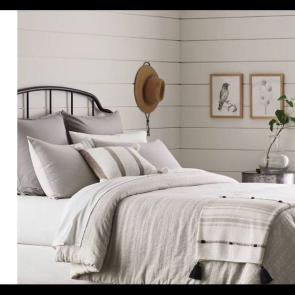 Sham- Hearth & Hand™ with Magnolia - Picture 2 of 3